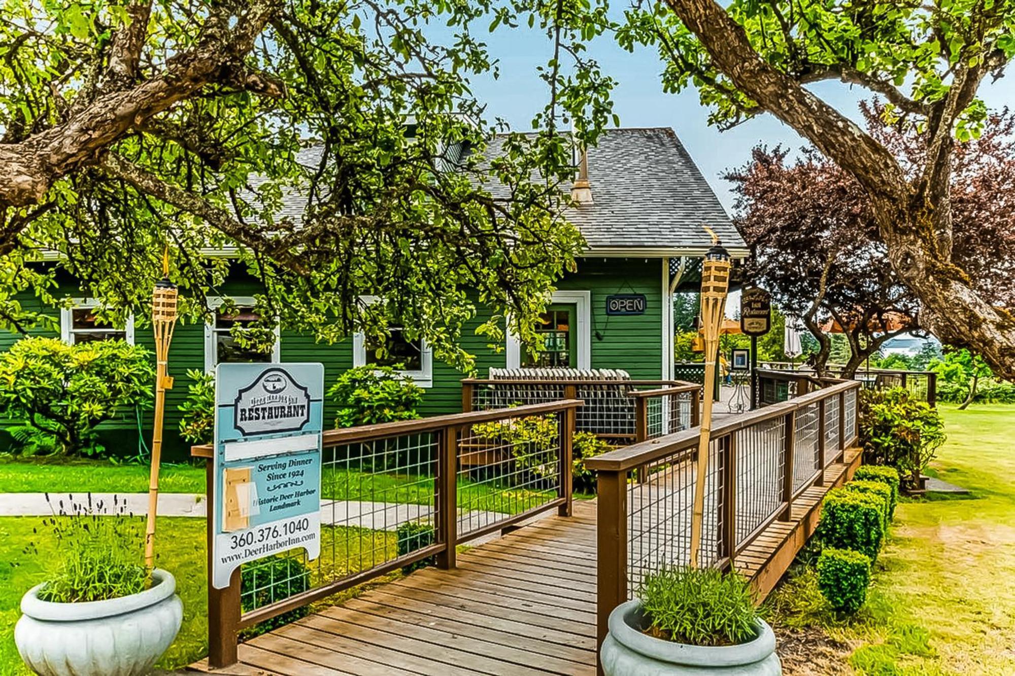 Deer Harbor Cottages Номер фото